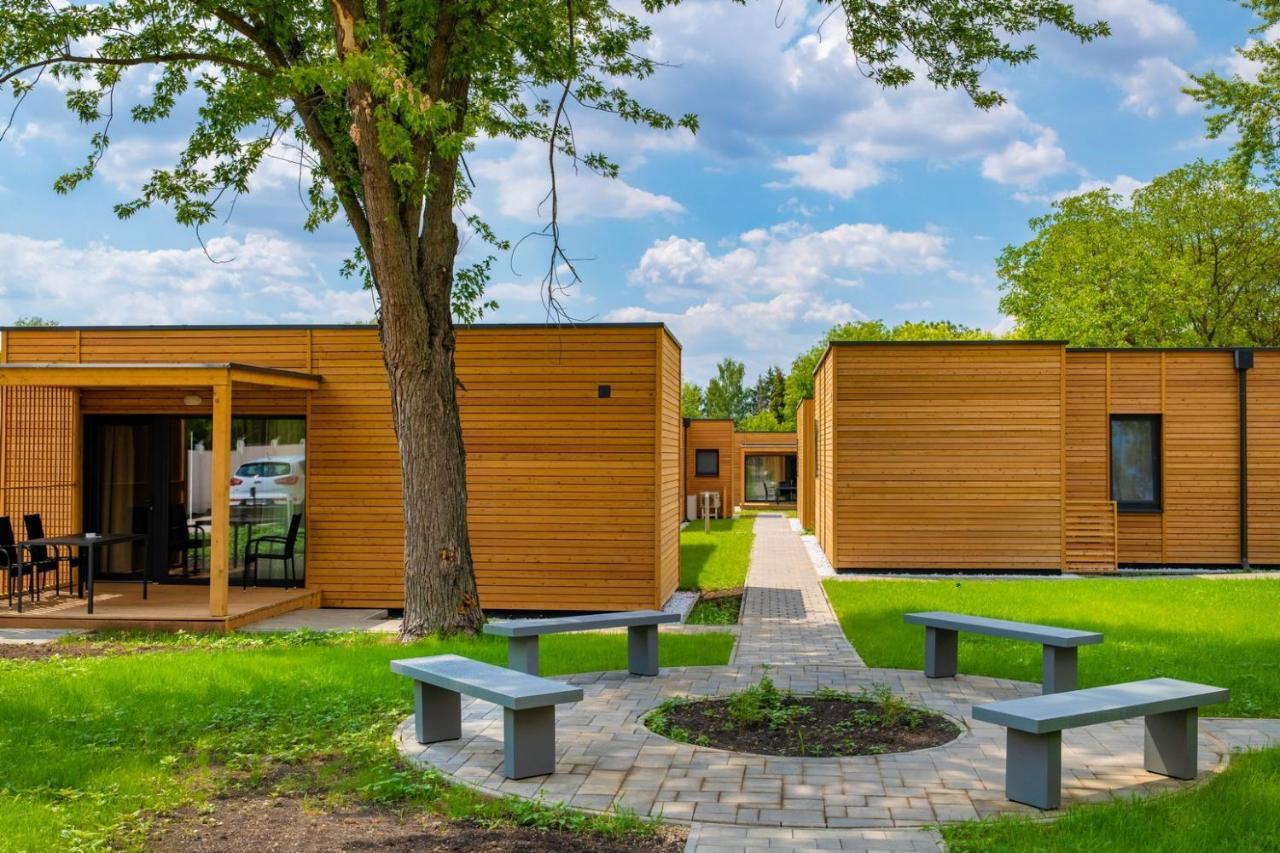Zsory Liget Camping & Resort Mezőkövesd Buitenkant foto